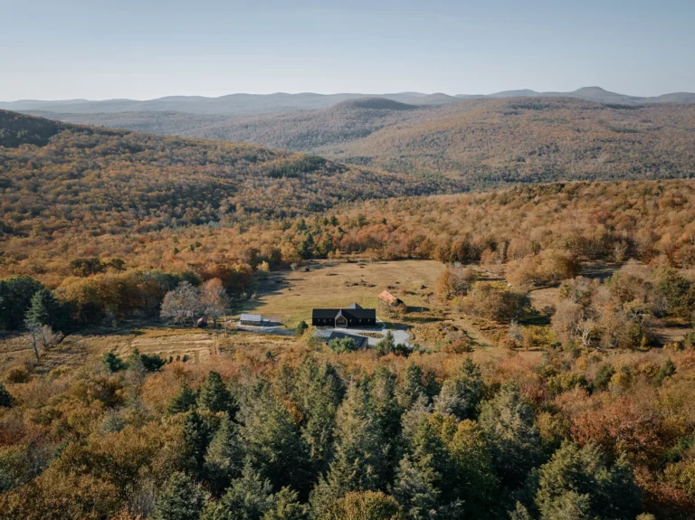 atelier nomadic catskills retreat private houses archello 1773777313 6562 jpg